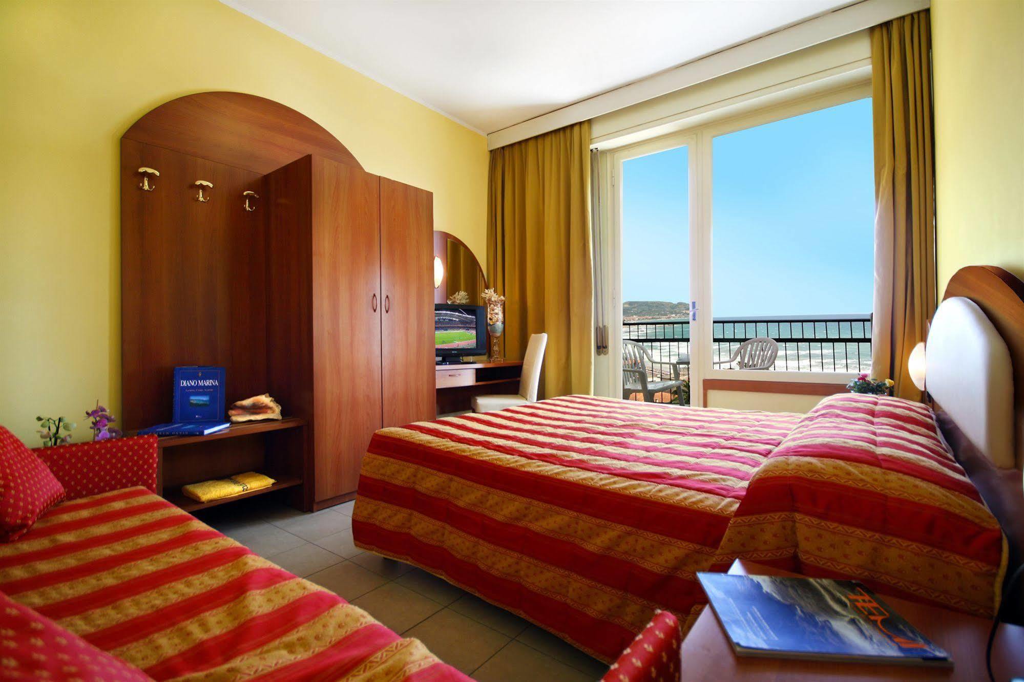 Piccolo Hotel Диано-Марина Экстерьер фото